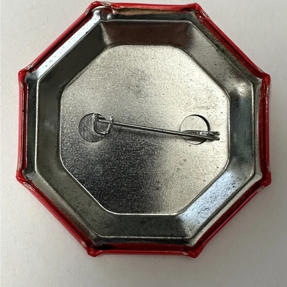 Vintage STOP WAR! Pinback Button 2.25”-Anti-War Peace Protest Political - Picture 4 of 5